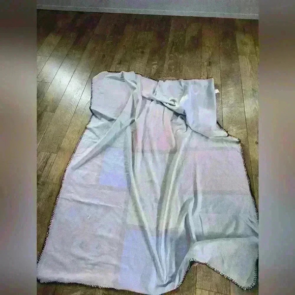 M&M thin blanket - Picture 2 of 7